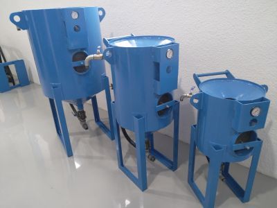 Máquina de Jateamento Abrasivo Pressurizado